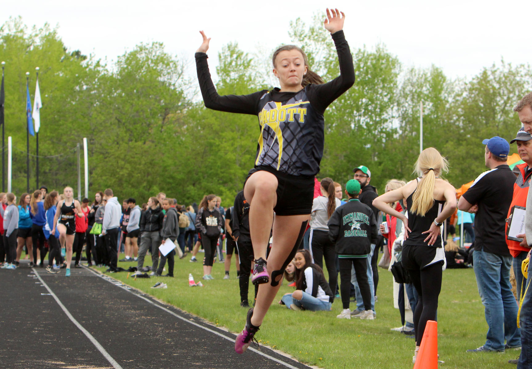Division 3 track and field sectionals at Cameron 5-23-19